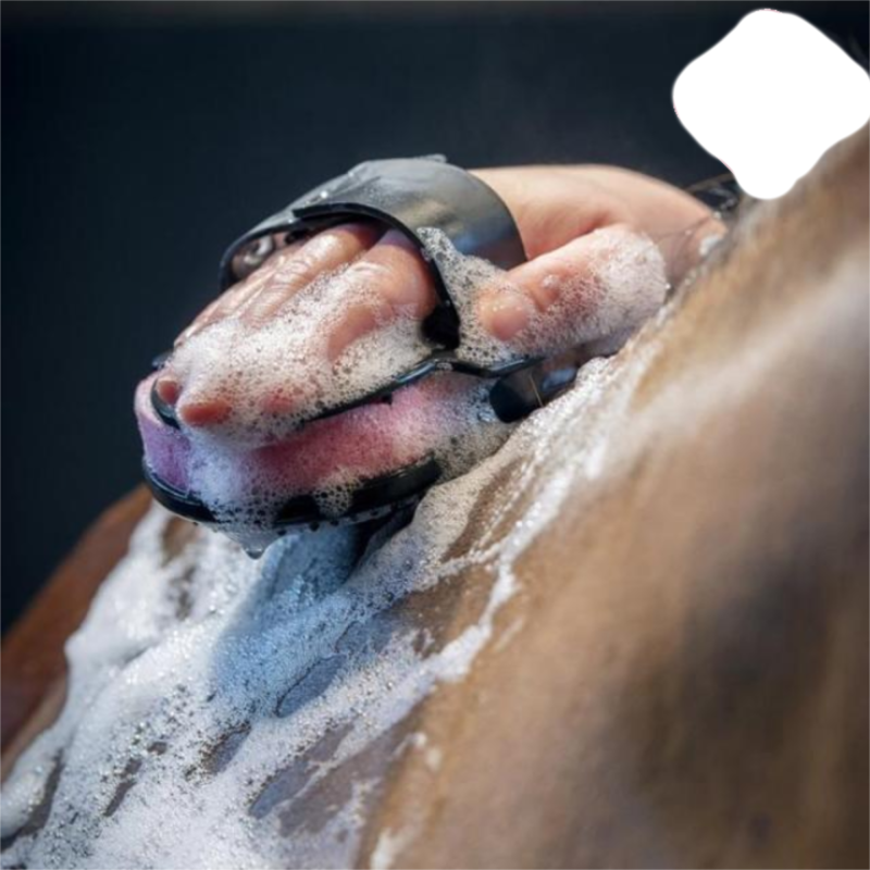 LeMieux Hippo Scrubber - Black-1